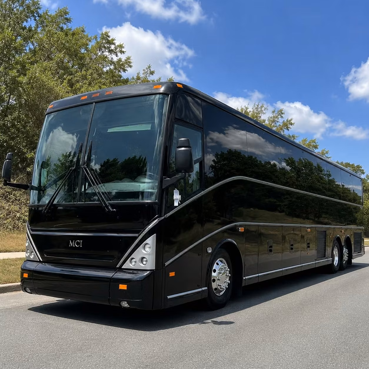charter buses for large concert groups traveling from santa maria