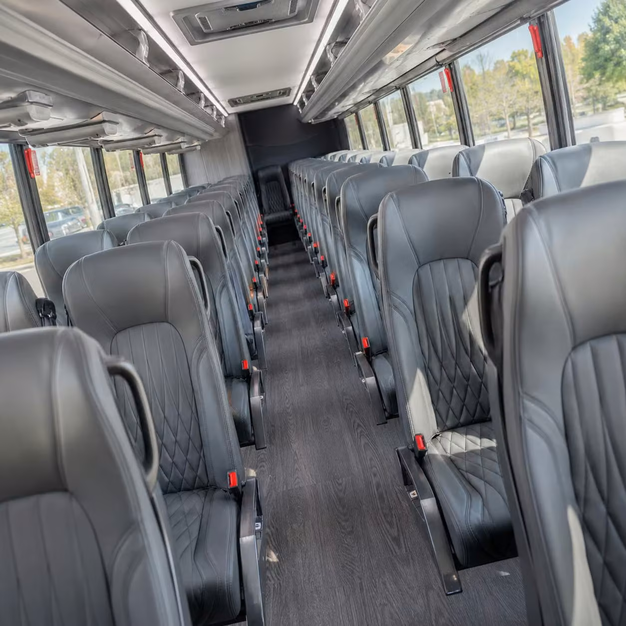 santa maria airport transfer shuttle bus services